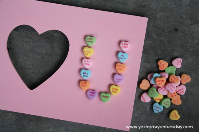 Valentine Heart U Frame - Yesterday on Tuesday #valentinesday #folkartpaint #valentinecrafts #conversationhearts