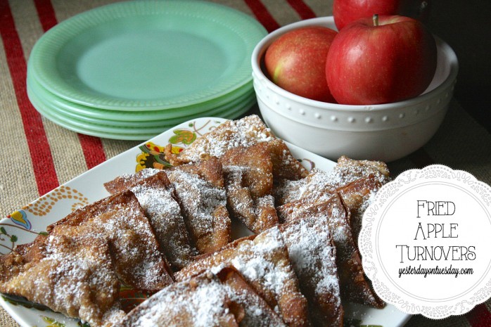Delicious Fried Apple Turnover Recipe from http://yesterdayontuesday.com/staging #appleturnover #applerecipes