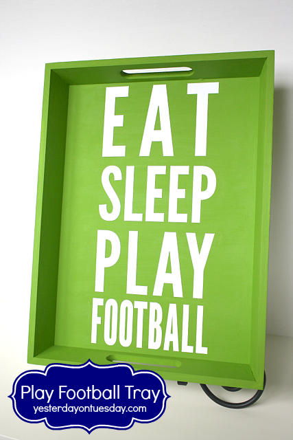 Play Football Tray from http://yesterdayontuesday.com/staging #seahawks #footballcrafts