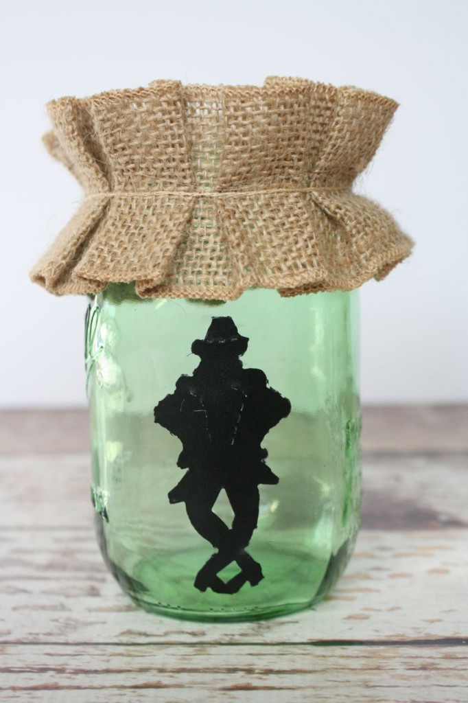DIY Mason Jar Leprechaun Vase, great for St. Patrick's Day and spring decorating