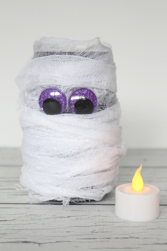 DIY Mason Jar Mummy, a fun Halloween mason jar craft.