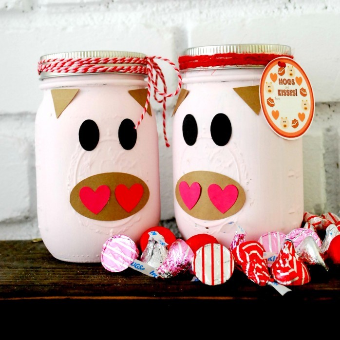Hogs and Kisses Valentines Mason Jar Gift