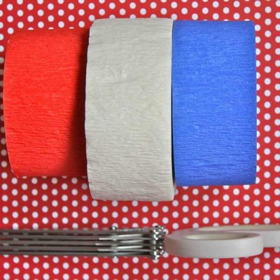 Rustic Fourth of July: Quick Crepe Paper Decorations