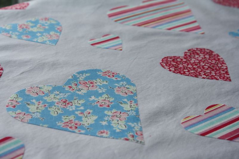 Sweetheart Pillowcase - Yesterday on Tuesday #valentinesday #hearts #valentinesgifts