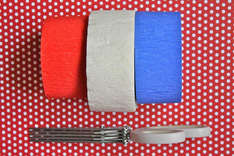 Yesterday on Tuesday-Patriotic Crepe Paper Decorations