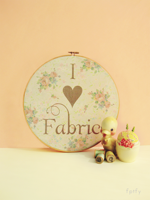 Fabric Hoop - Free Pretty Things for You