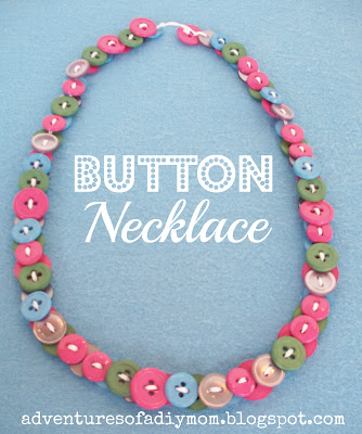 Button necklace 