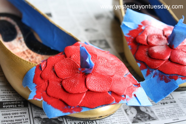 Painted Poinsettia Shoes - Yesterday on Tuesday #tulip #martha stewart crafts #christmas #poinsettia