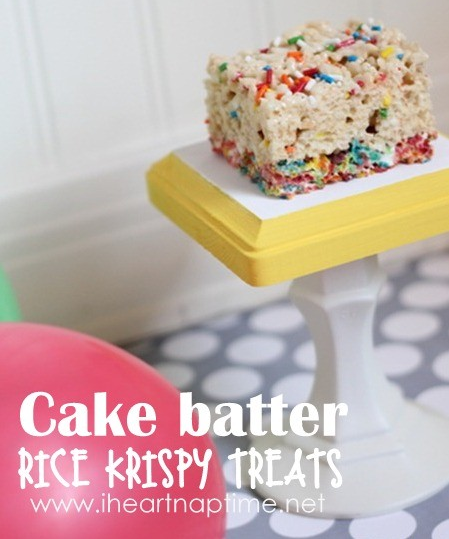 Cake Batter Rice Krispy Treats  - I Heart Naptime #cakebatter