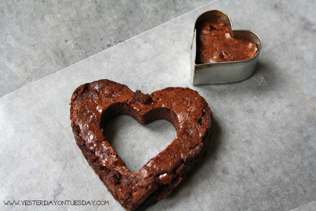 Sweet Heart Brownies - YoT #valentinesday #brownies