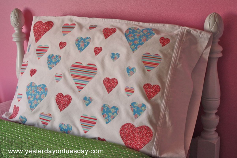 Valentine Pillowcase - Yesterday on Tuesday #valentinesday #hearts #valentinesgifts