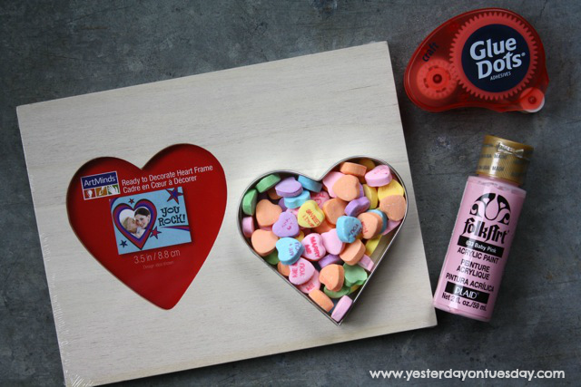 Valentine Heart U Frame - Yesterday on Tuesday #valentinesday #folkartpaint #valentinecrafts #conversationhearts