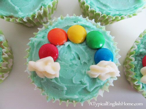 Rainbow Cupcakes - #atypicalenglishhome