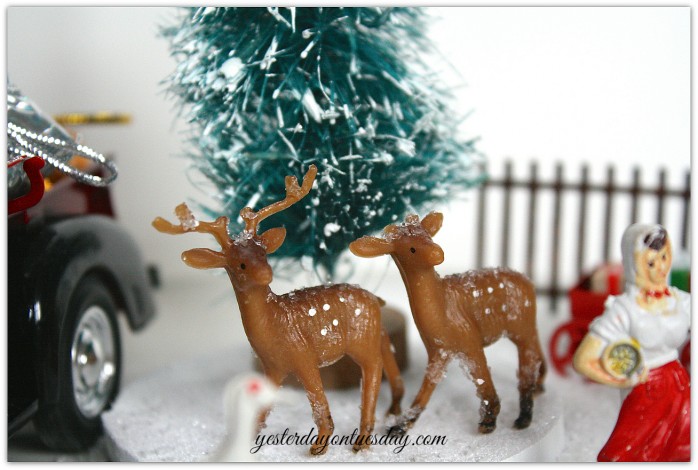 Christmas Trees on Cars Blog Hop including decor ideas, crafts and printables via Yesterday on Tuesday