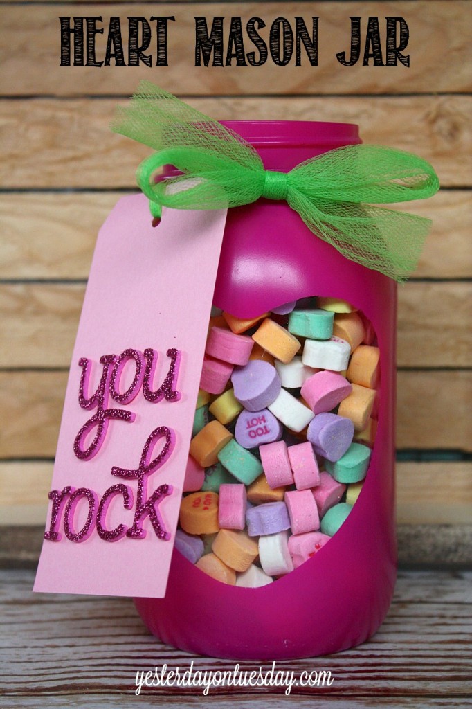 Heart Mason Jar Gift for Valentine's Day #valentinesday