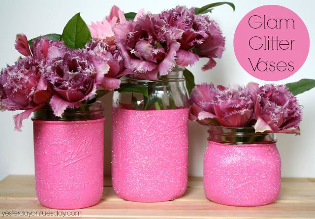 DIY Glam Glitter Vases for spring. Mother's Day, weddings or any special occasion. Easy and cheap but look luxe!