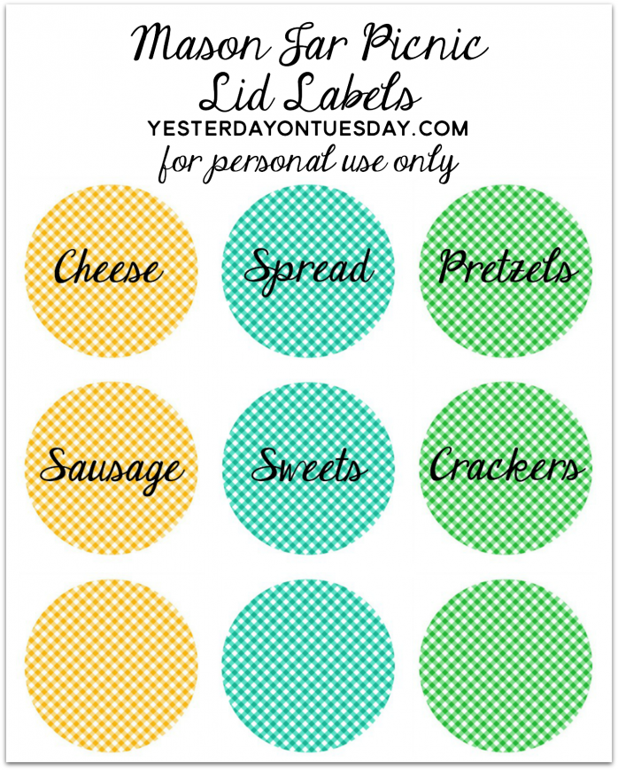 Free printable Invitations and Lid Labels for a Mason Jar Picnic