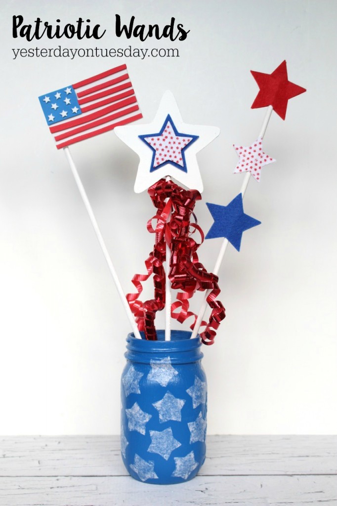 Patriotic Wand Crafts that kids can make.