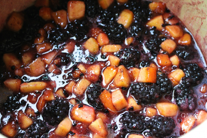 Blackberry Peach Jam Recipe: Enjoy the flavor of Ripe peaches and delicious blackberries all year long! Great on crackers, toast and  vanilla ice cream.