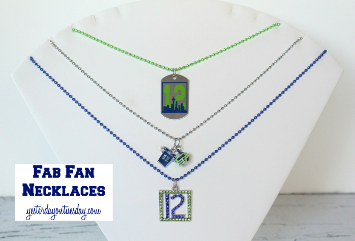 It's easy to customize a fan necklace to support your favorite football team