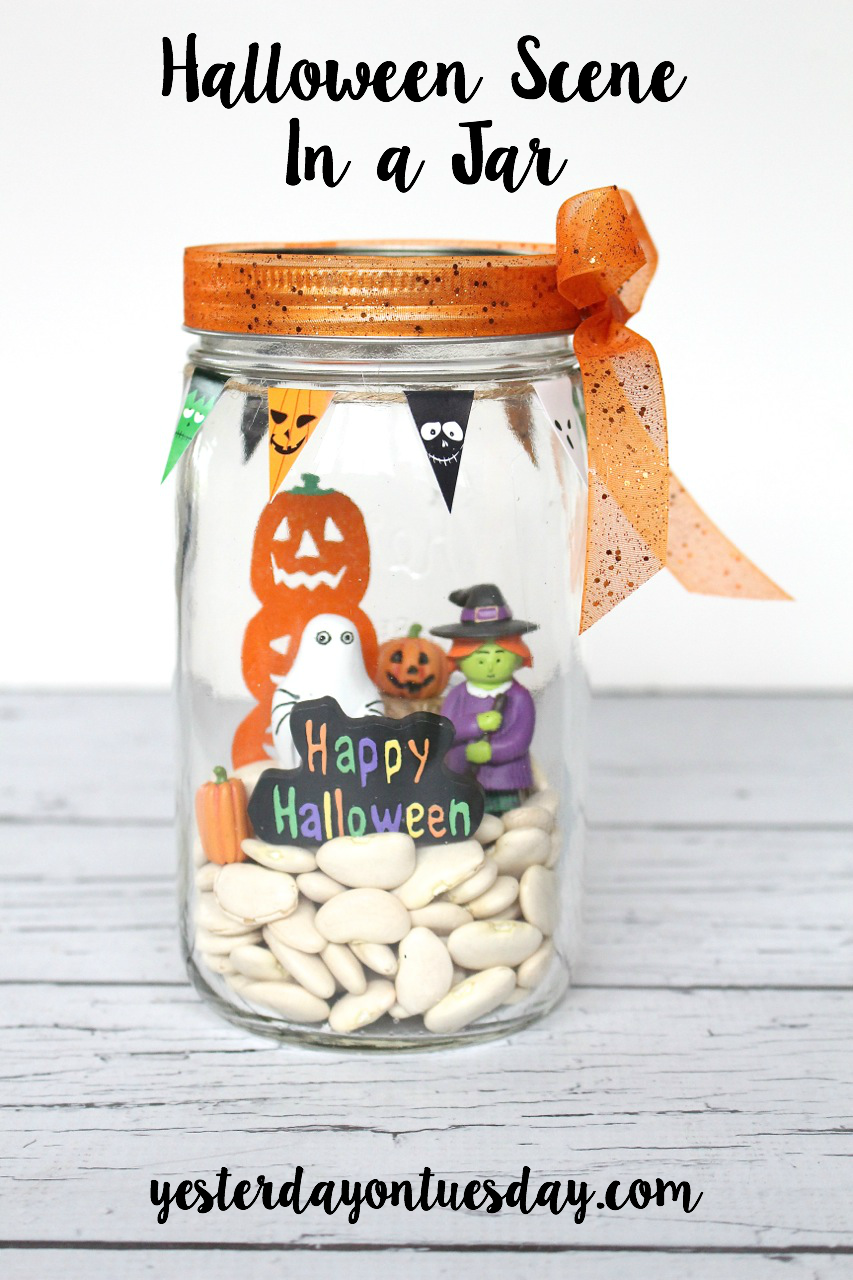 Halloween Scene in a Jar | Yesterday on Tuesday