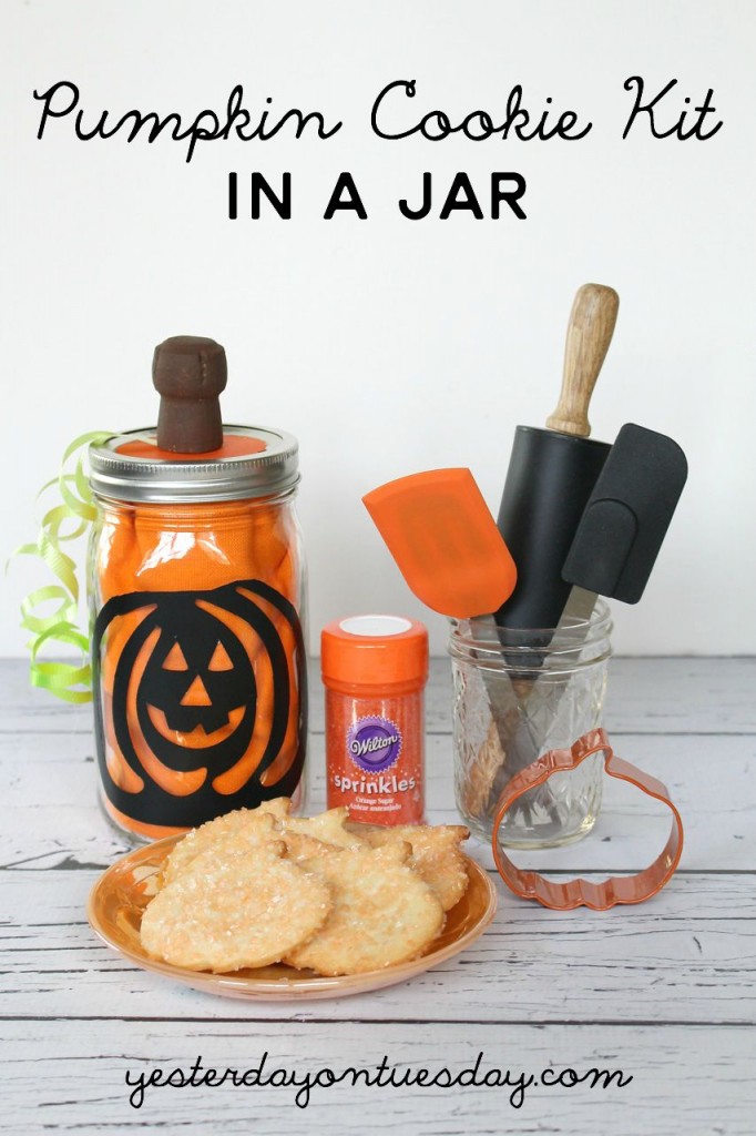 What you'll need to create a Pumpkin Cookie Kit in a Jar for Halloween