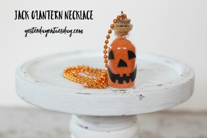 Simple Jack O'Lantern Necklace, a great craft project for kids