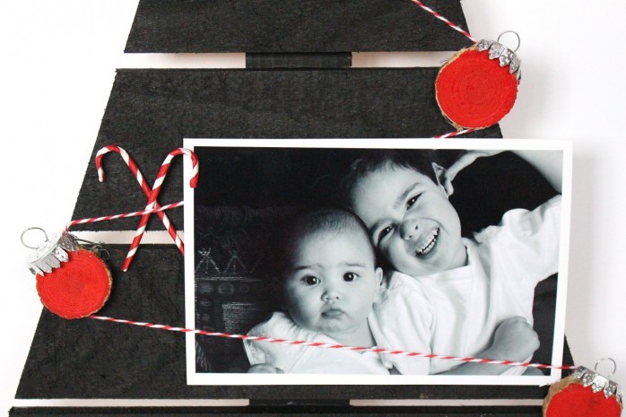 How to make a Mini Ornament Photo Display, a meaningful way to display photos for Christmas
