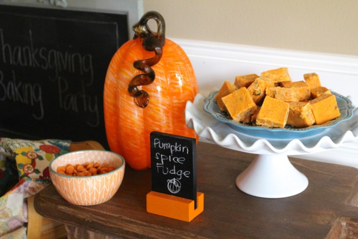 Delicious fall themed recipes and ideas, perfect for a Thanksgiving Baking Party