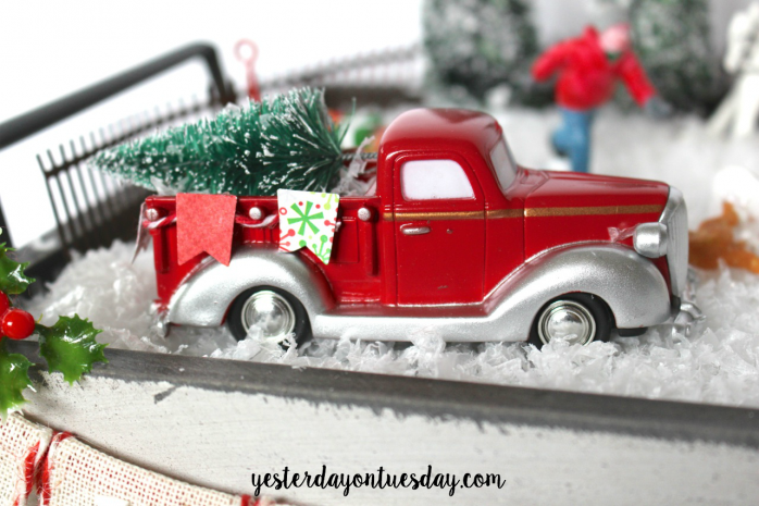 Christmas Trees on Cars Countdown Calendar: A cute and mobile calendar for counting down to Christmas! Delightful holiday decor.