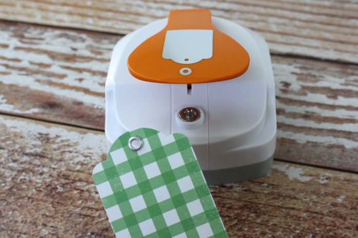 Enter to win a Fiskars® prize pack including a Tag Maker Punch with built-in Eyelet Setter, Tag Maker 2 Punch/Artisan Punch with Eyelet Setter and a pair of the Original Orange Handled Scissors