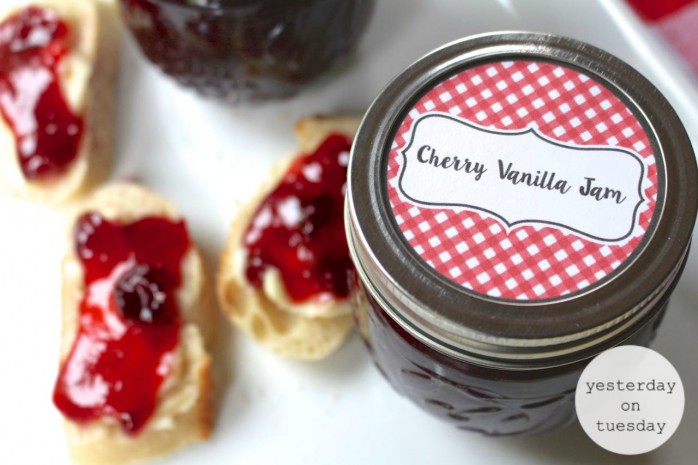 DIY Cherry Vanilla Jam Recipe: Easy to make jam recipe, perfect for sandwiches, appetizers and more. Plus printable tags for a cute presentation. Perfect for gift giving.