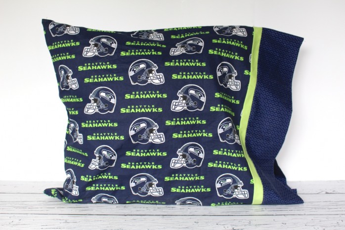 7 Fantastic Seahawks Projects including a scarf, bookends, jewelry, a pillowcase, Lighted 12 Sign, beer mug and more!
