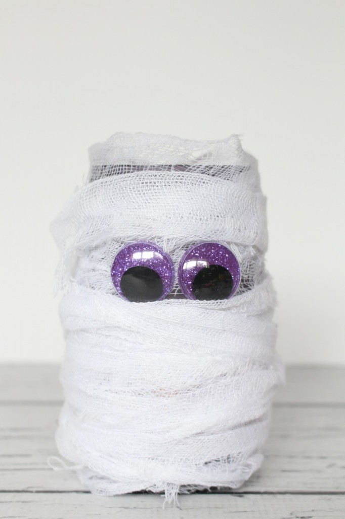 DIY Mason Jar Mummy, a fun Halloween mason jar craft.