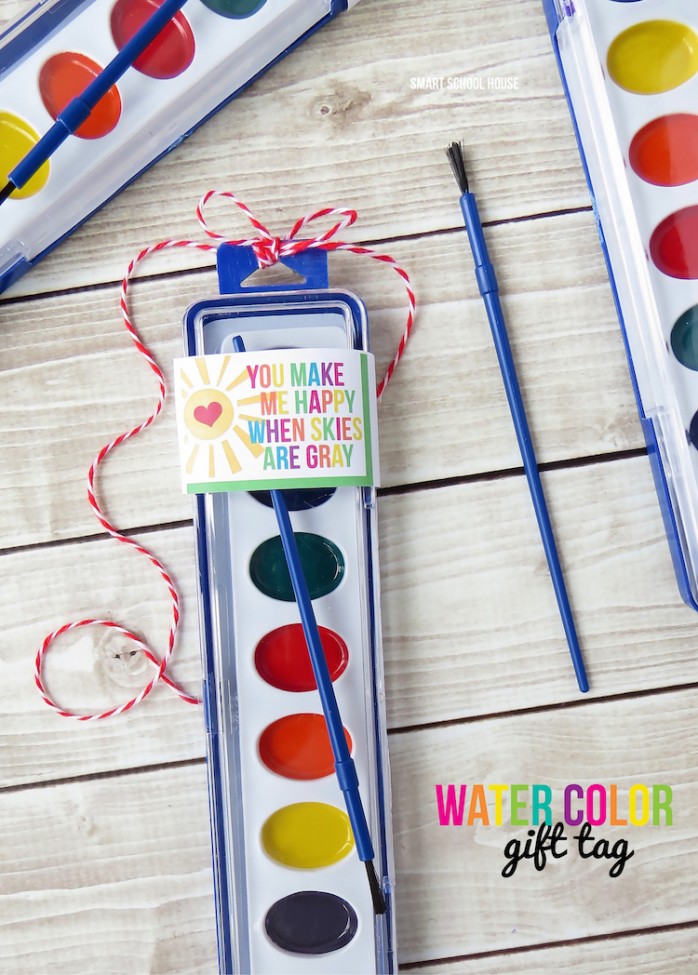 Watercolor Gift Tags, a great Valentines Day idea