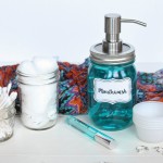 DIY Mason Jar Mouthwash Dispenser: No more ugly bottles! Create a chic looking mouthwash dispenser out of a mason jar in minutes.