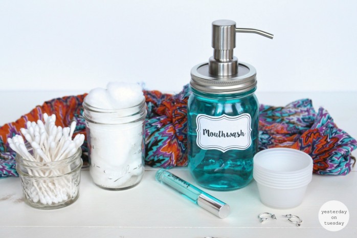 DIY Mason Jar Mouthwash Dispenser: No more ugly bottles!  Create a chic looking mouthwash dispenser out of a mason jar in minutes.