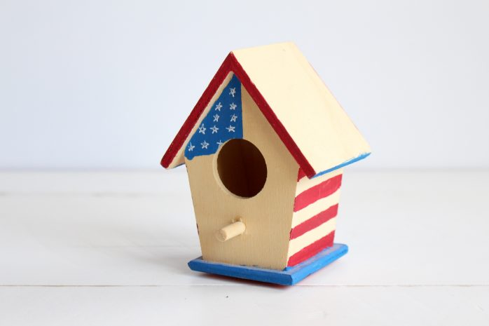 DIY Patriotic Birdhouse